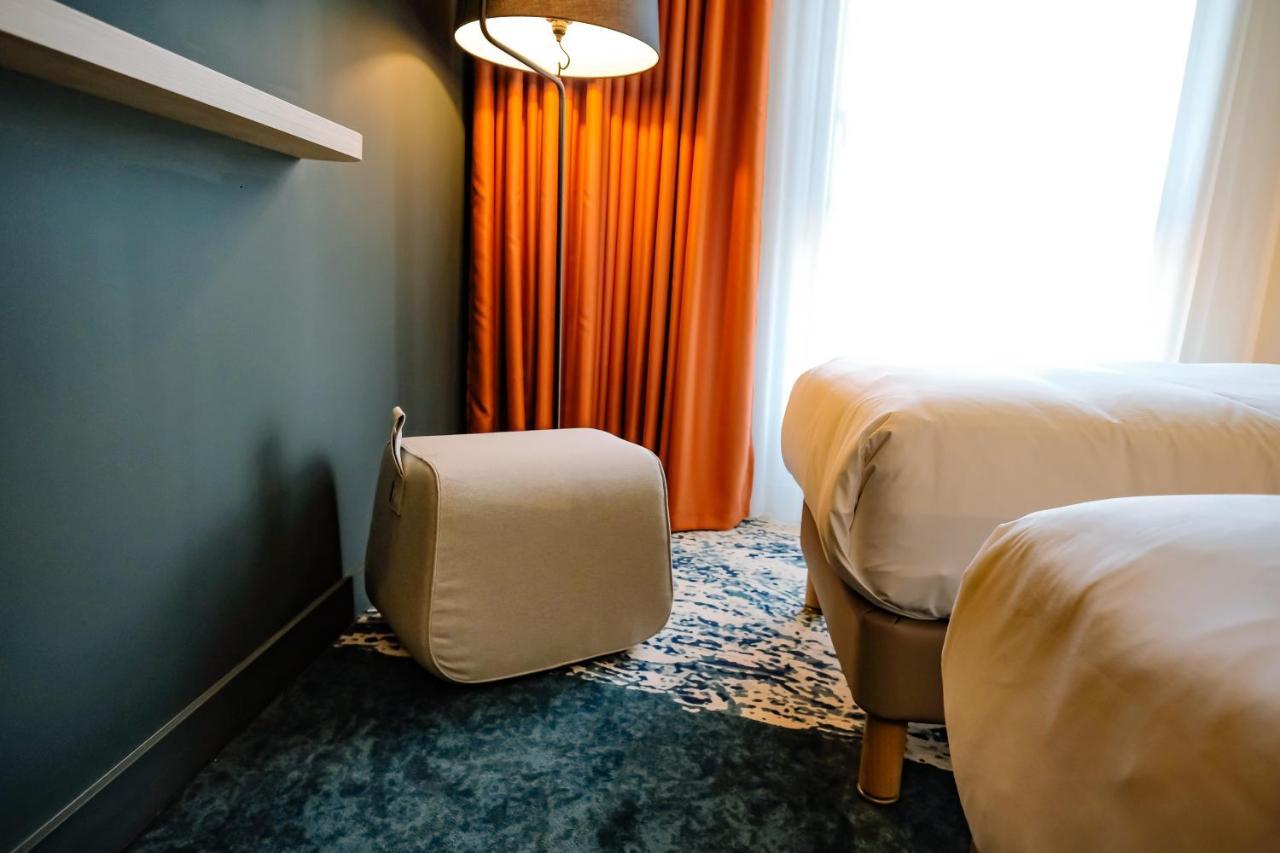 Live Bordeaux Hotel 3*